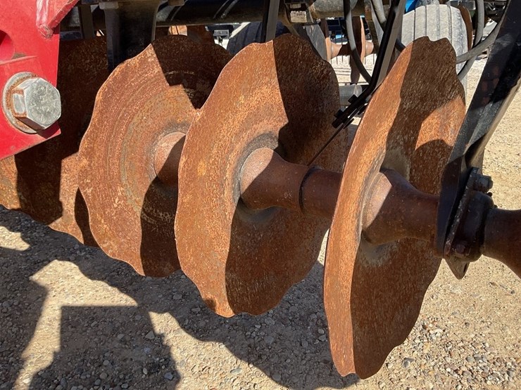 case-ih-340-image-32