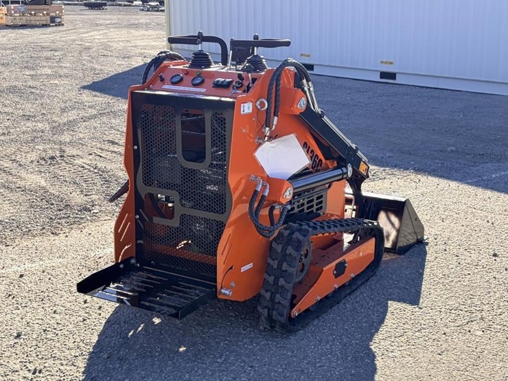 2025-sdlool-sl36c-skid-steer-image-3