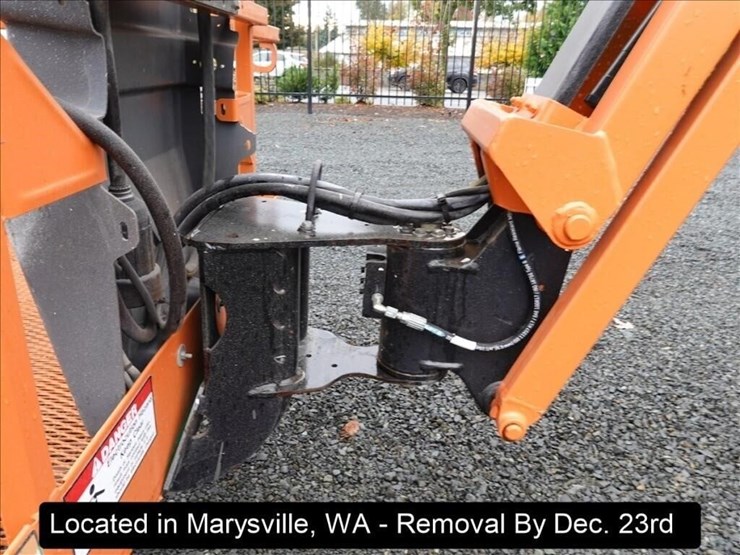 2016-jlg-450aj-image-12