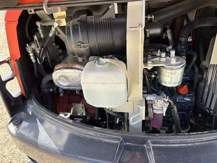 2022-kubota-kx71-3-image-21