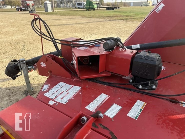 bush-hog-2810-image-9