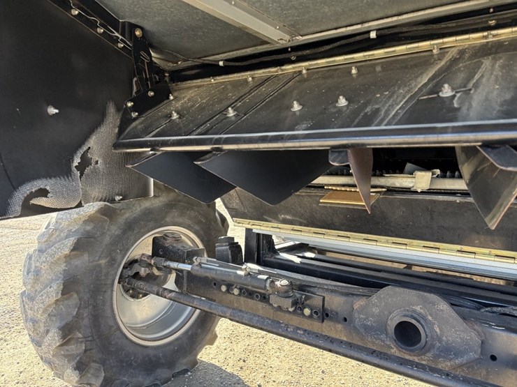 gleaner-r75-image-31