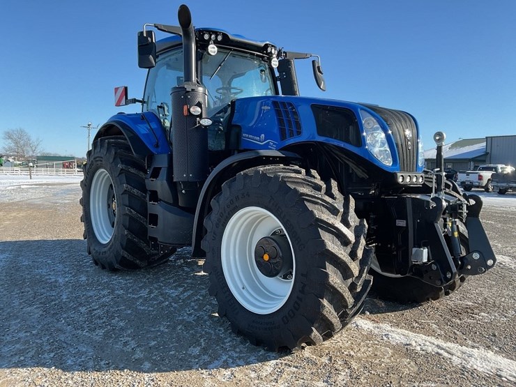 new-holland-t8.435-image-3