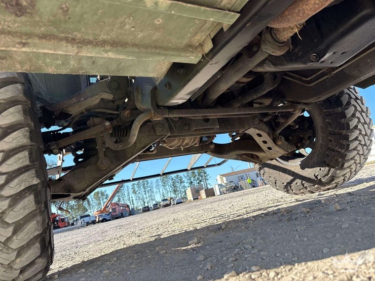 1992-am-general-m998-image-16