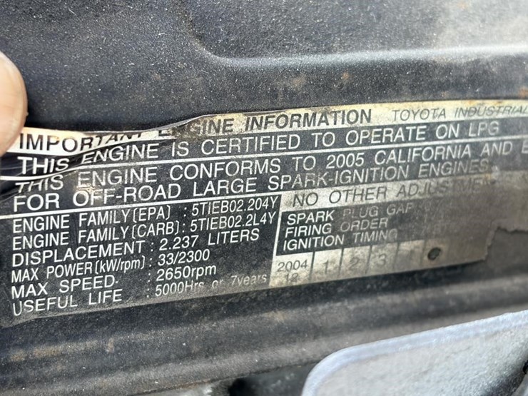 2005-toyota-2fgcu20-forklift-truck-image-11
