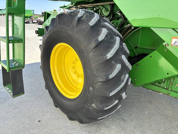john-deere-9400-image-43