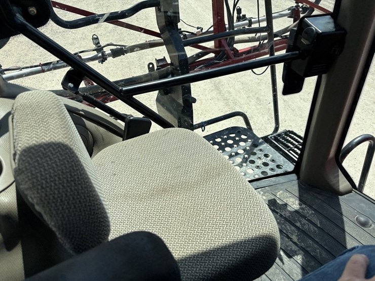 case-ih-3230-image-68