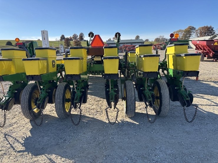 1997-john-deere-1770-image-4