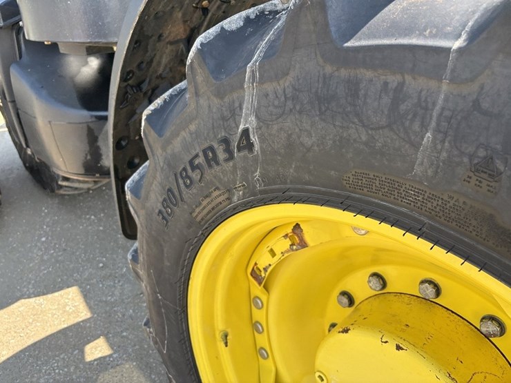 john-deere-8335r-image-14