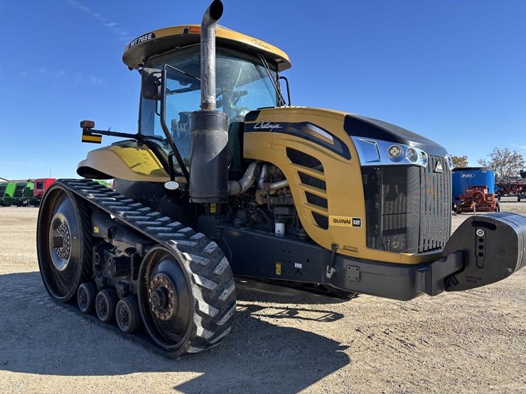 challenger-765e-track-tractor-image-7