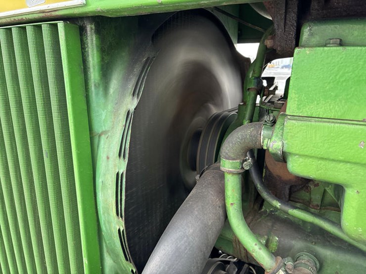 john-deere-4620-image-38
