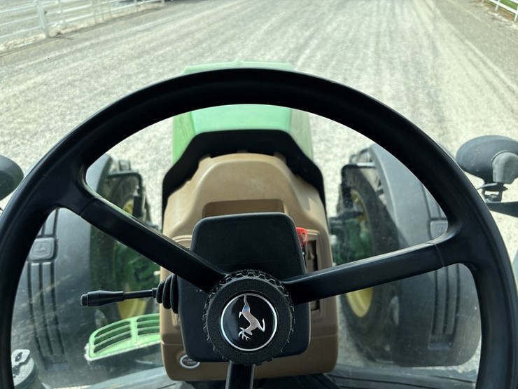 john-deere-8430-image-44