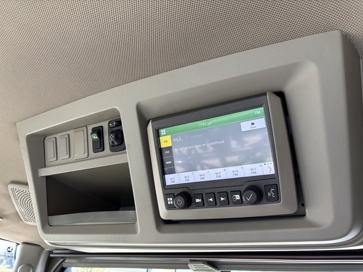 john-deere-616r-image-56