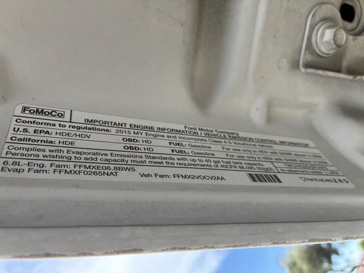 2015-ford-f550-xlt-image-11