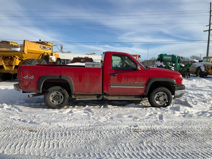 2005-chevrolet-k2500-image-6