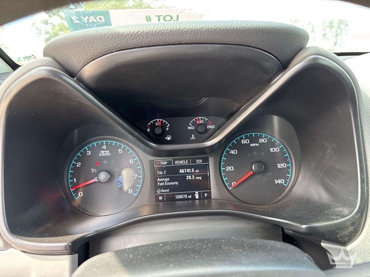 2021-chevrolet-colorado-image-19