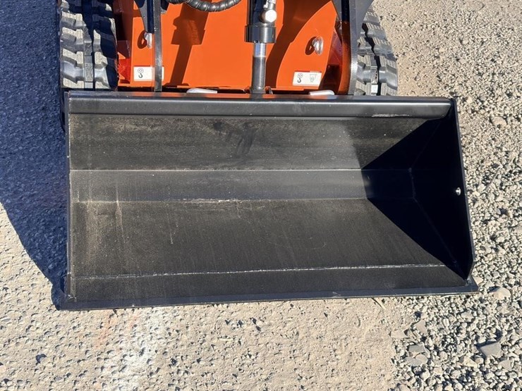 2025-sdlool-sl36c-skid-steer-image-5