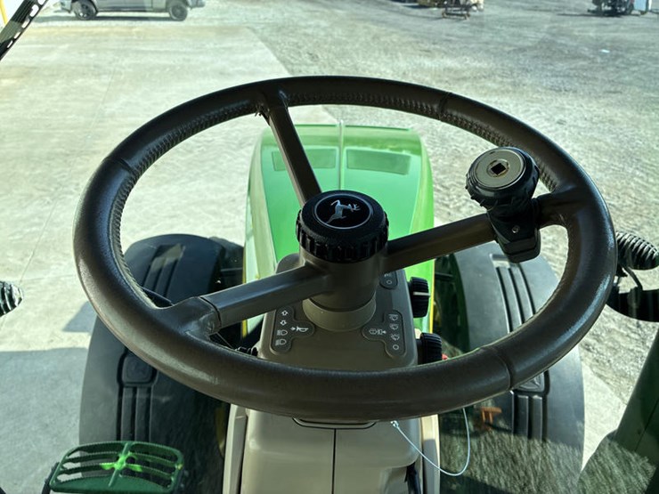 john-deere-8320r-image-74