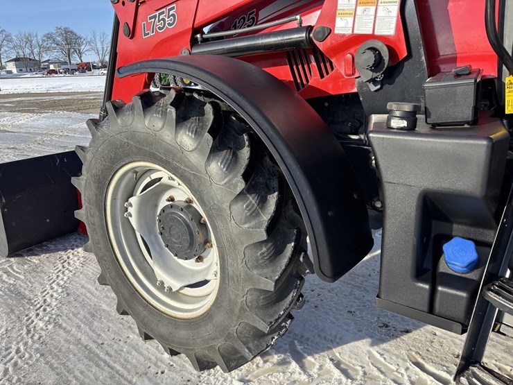 case-ih-maxxum-125-image-29