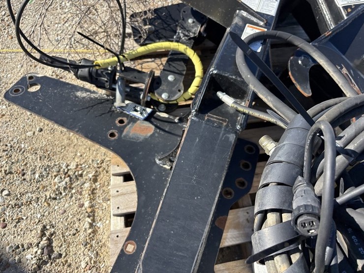 john-deere-6100-image-32