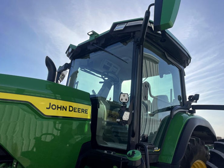 john-deere-8r-370-image-36