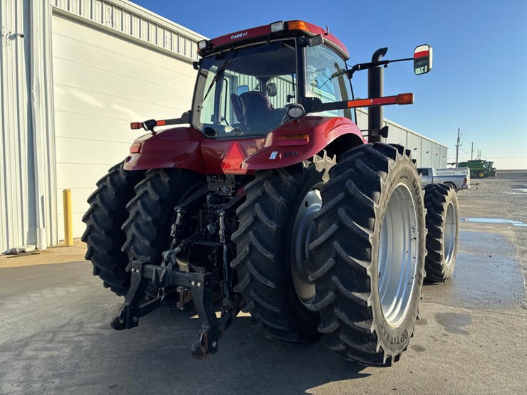 case-ih-magnum-305-image-6