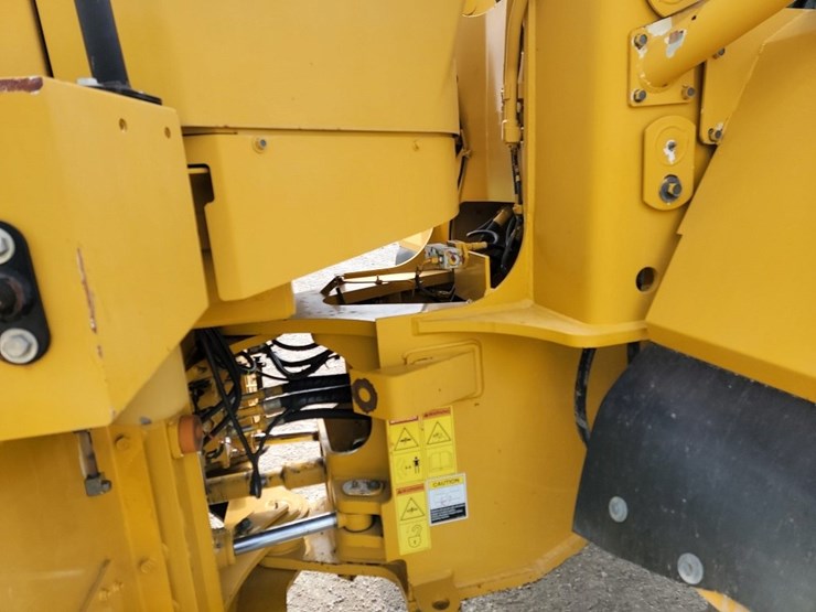 kawasaki-65tm-v-2-image-33