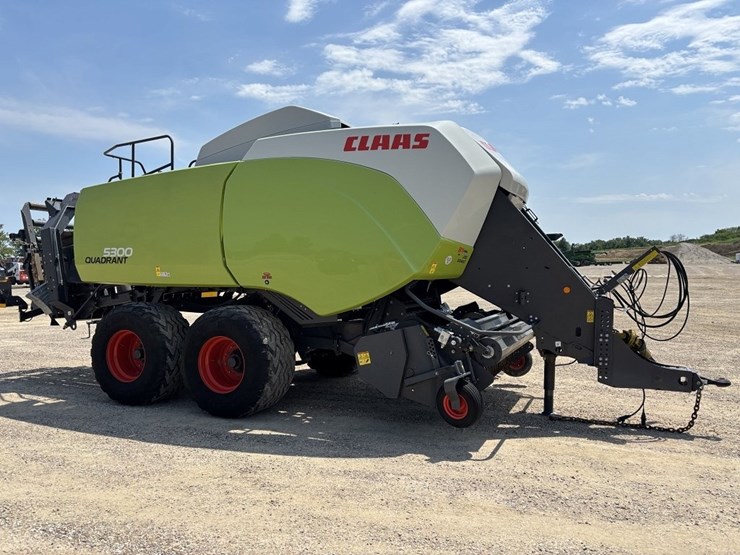 2018-claas-quandrant-5300rf-large-square-baler-image-7