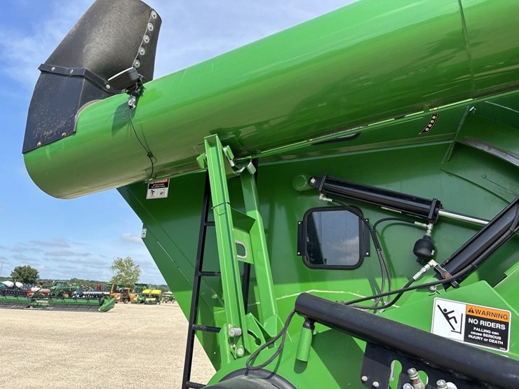 2011-brent-1194-image-47