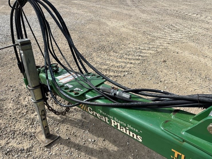 great-plains-4000tm-image-59