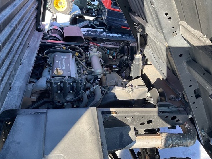 john-deere-gator-image-26