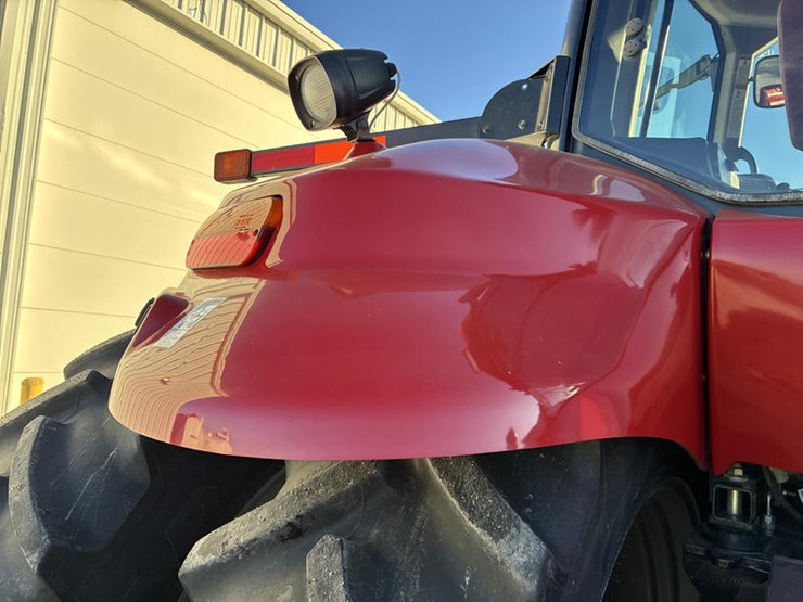 case-ih-magnum-305-image-25