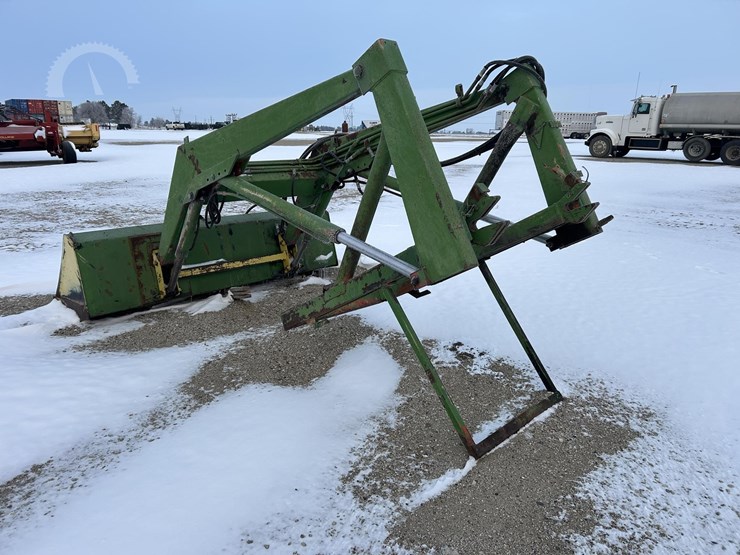 john-deere-loader-image-8