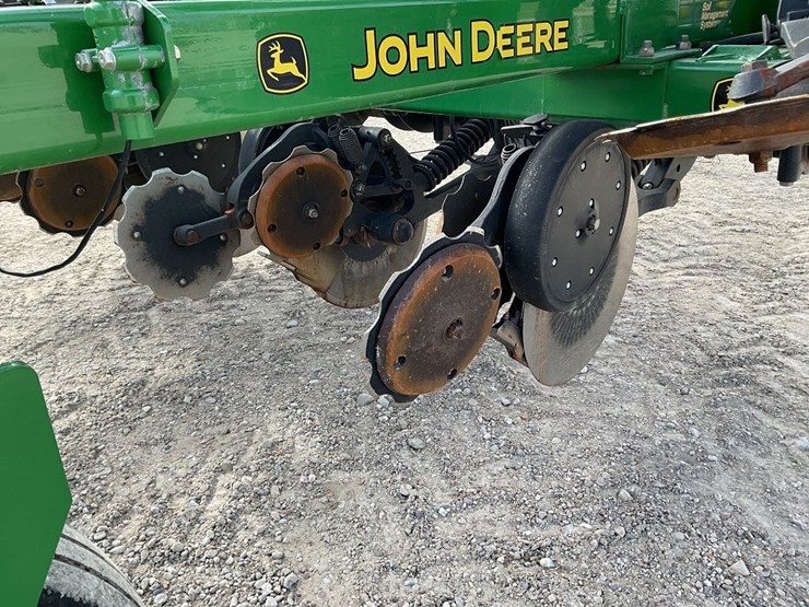 john-deere-2510h-image-13