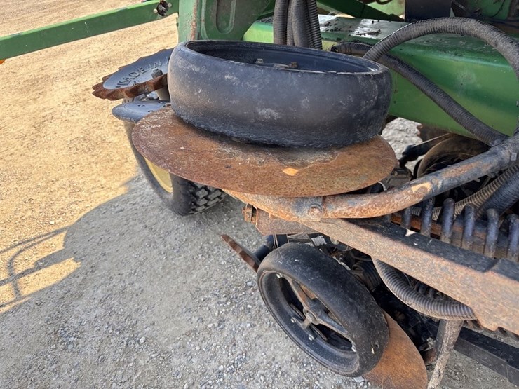 john-deere-1990-image-23