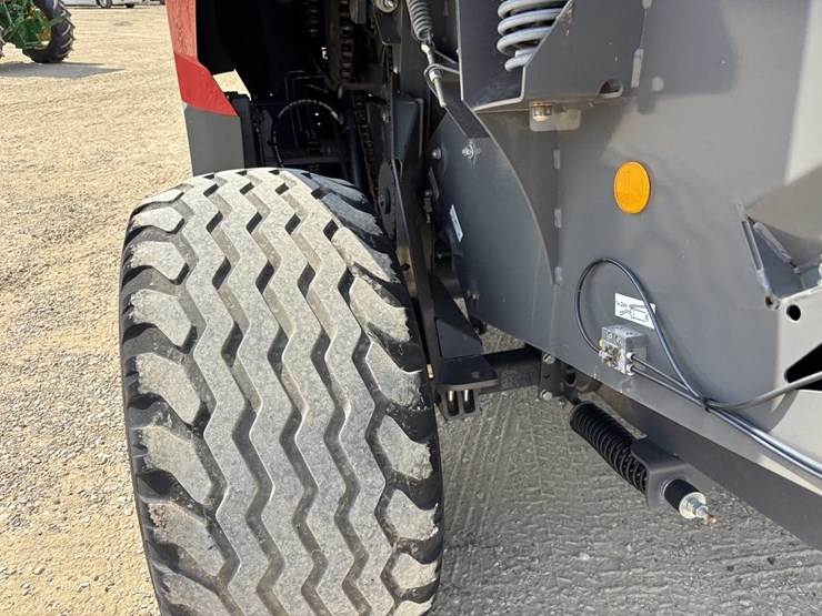 massey-ferguson-rb4180v-image-27