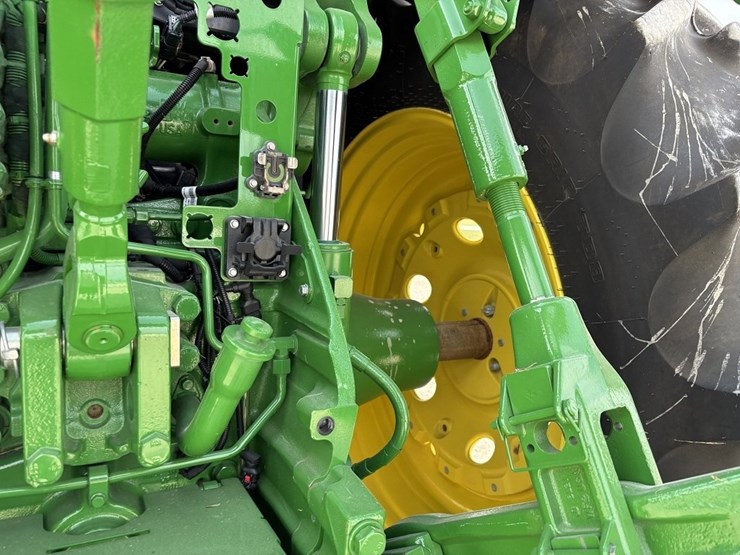 john-deere-8r-250-image-25