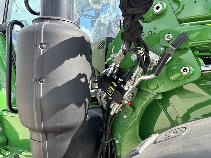 john-deere-6140m-image-20