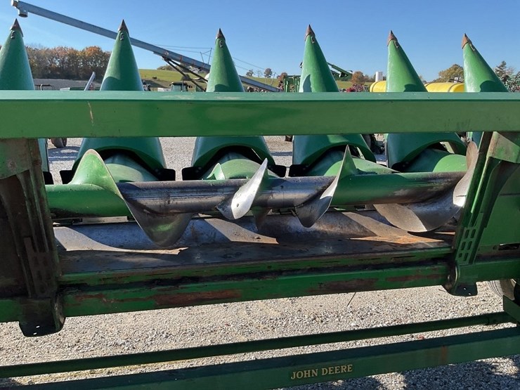 john-deere-608c-image-4