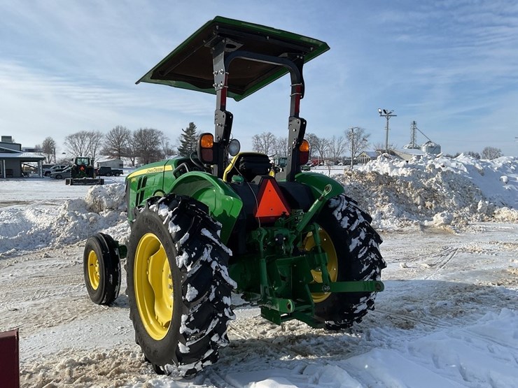 john-deere-5055e-image-3