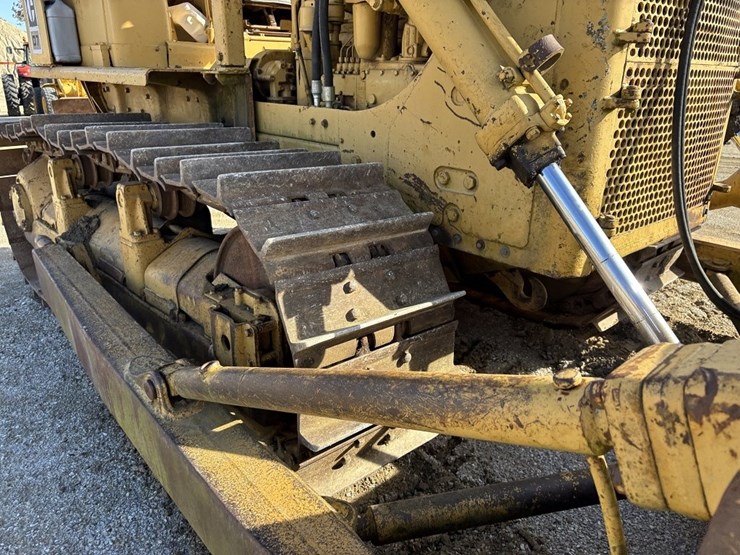 caterpillar-d7-image-11