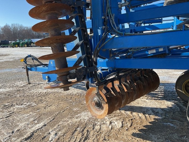 2011-landoll-7450-44-image-24