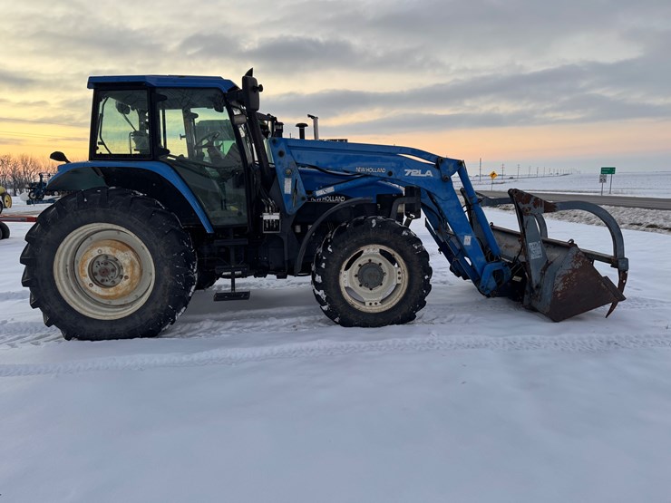 2002-new-holland-tm125-image-18