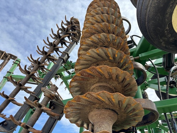 great-plains-4000tm-image-26