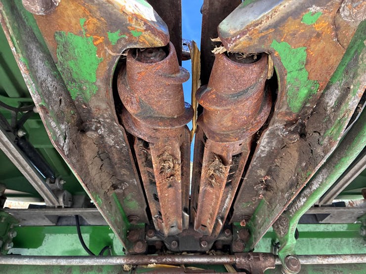 john-deere-612c-image-41