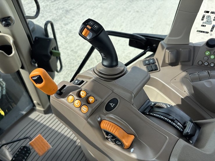 john-deere-6140m-image-45