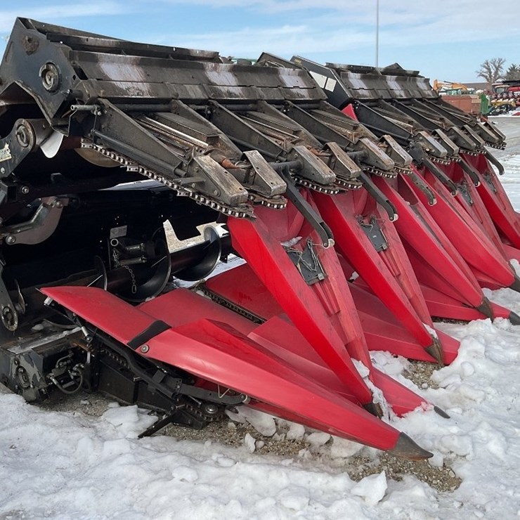 2015 Harvestech 12 Row Folding Corn Head