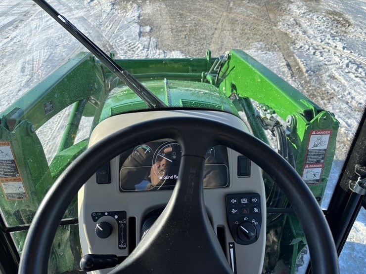 john-deere-4066r-image-44