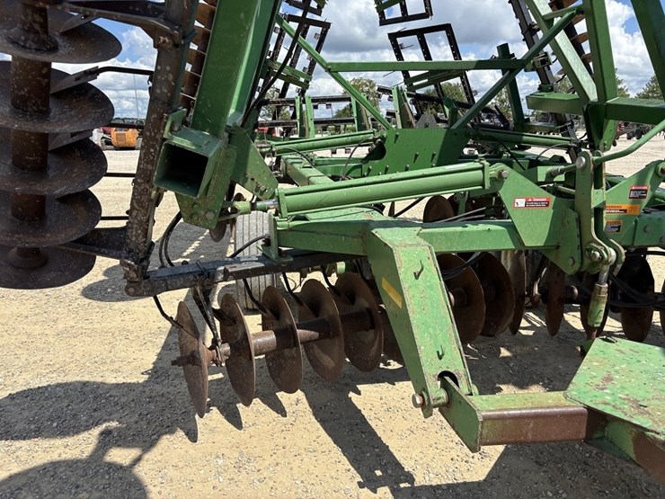 john-deere-637-image-11