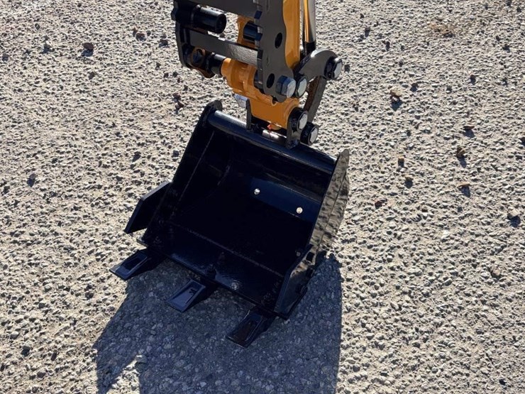 2025-vicsec-vc15-excavator-image-7